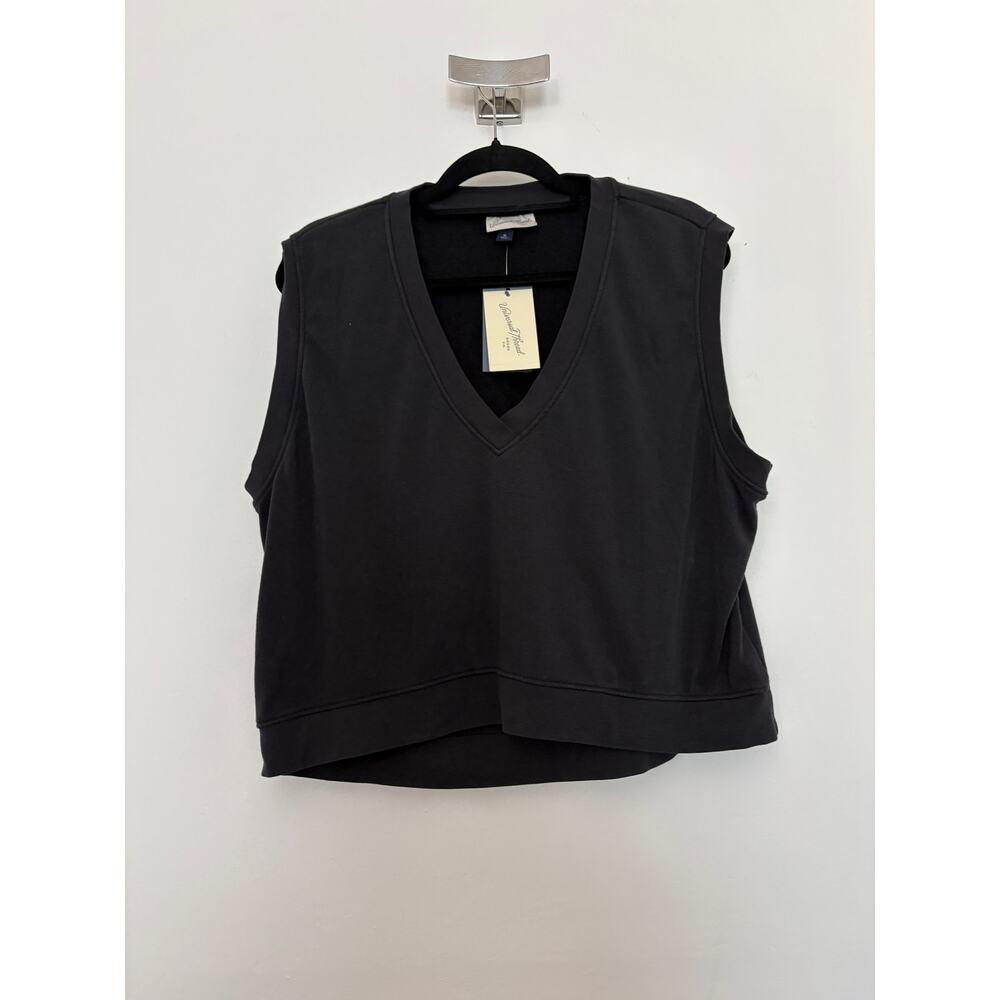 Universal Thread Black V-Neck Cropped Sleeveless Vest Size XL NWT